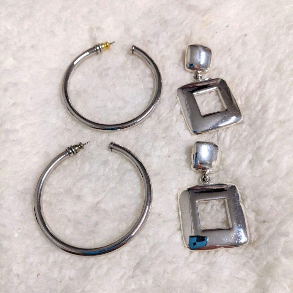 Vintage Bundle Silvertone Hoop & Square Earrings - 2 pair Bundle - Picture 5 of 11